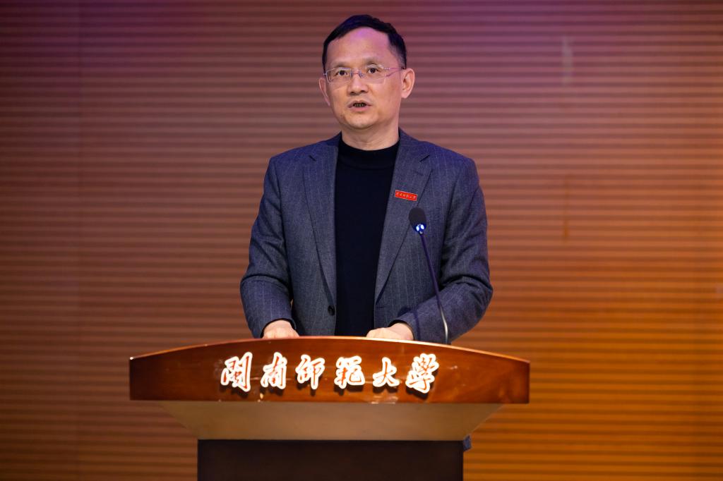 323D1869D9057B3462860375B78_F686ECED_ECC2