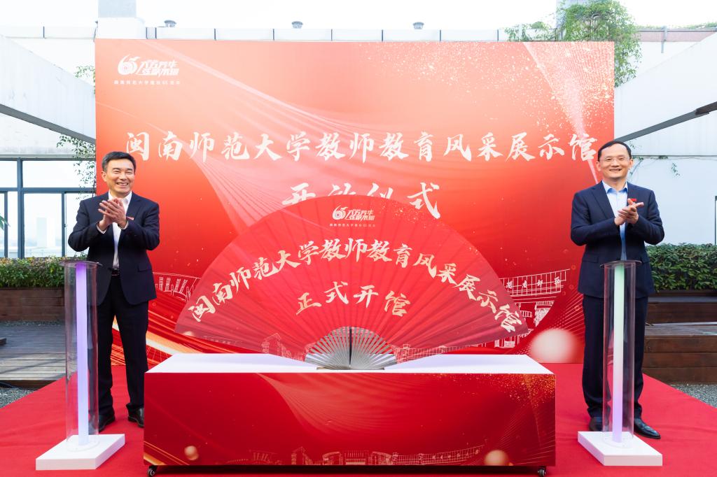 45515E31E07526A9696B3D9EFB2_AD56191E_18240