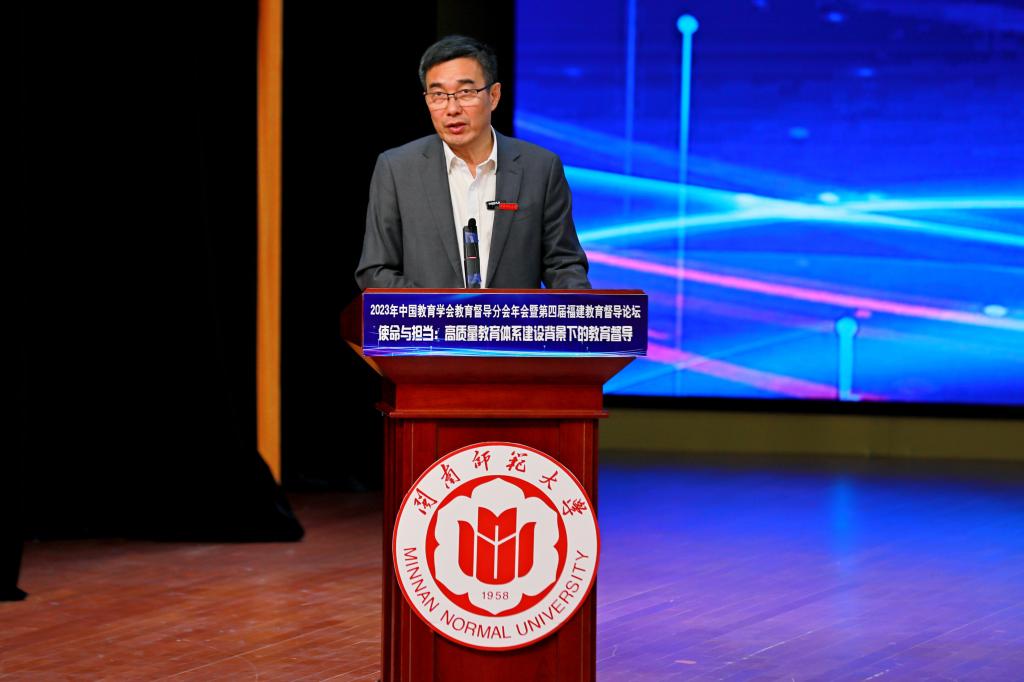 ECF6B163ABBE1C1AAA80D9AE651_8B3C45BD_FF02